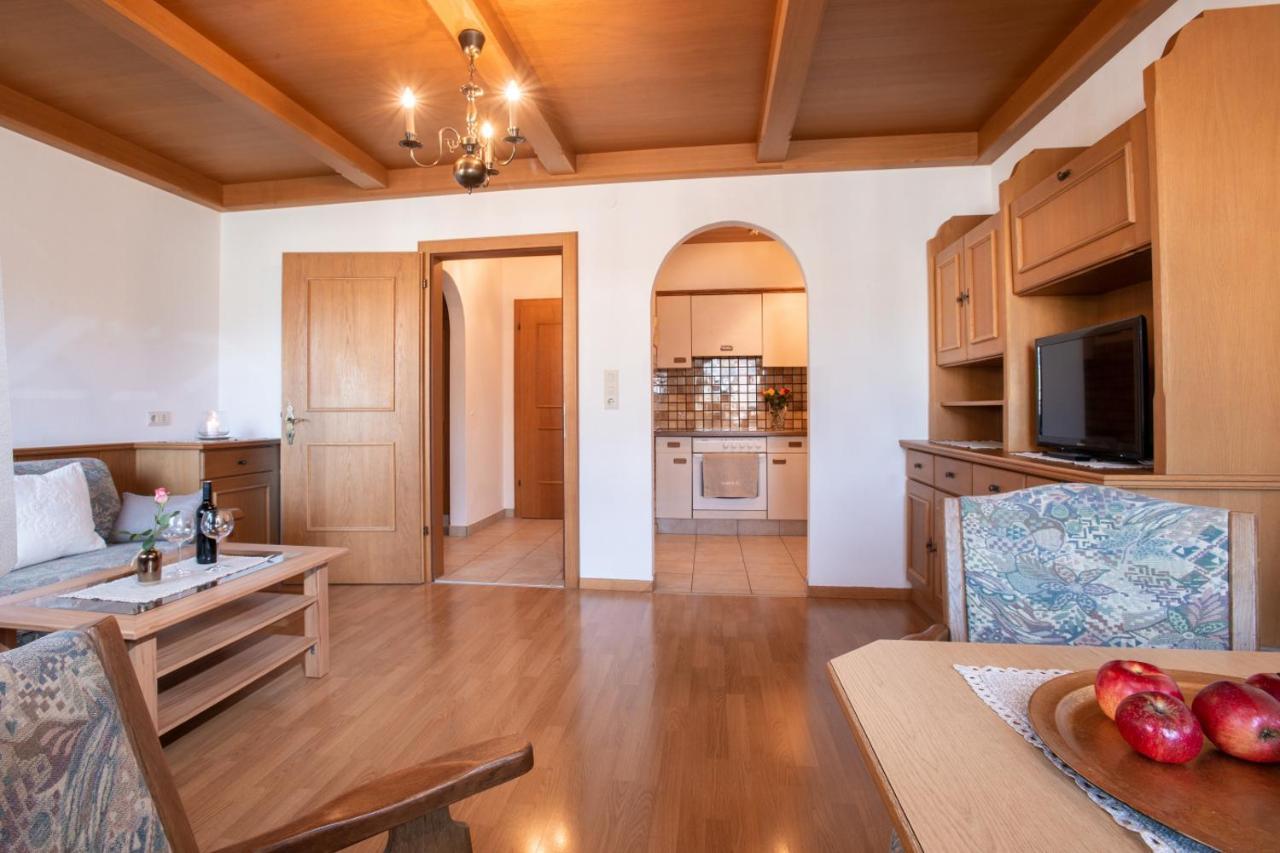Gaestehaus Appartement Hoellwarth Stumm Luaran gambar