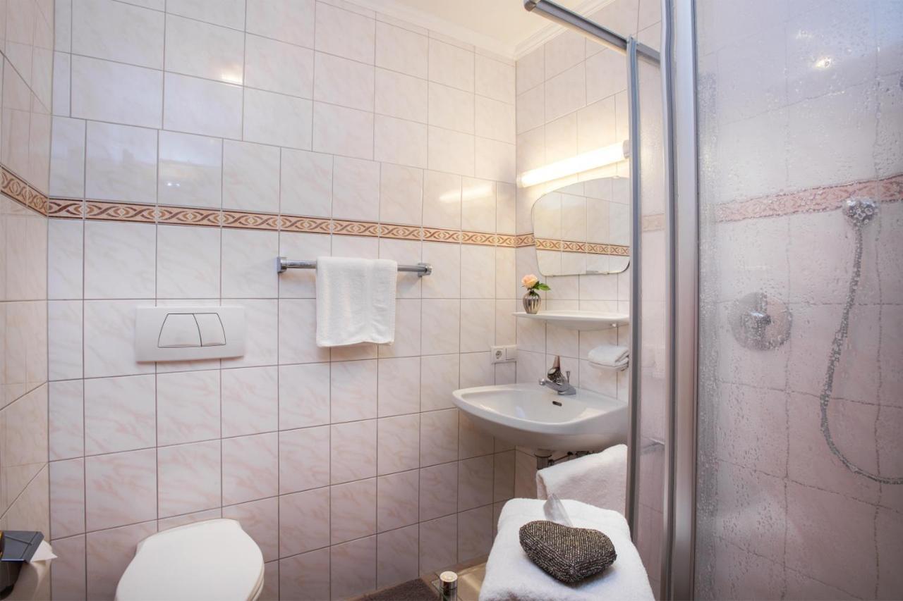 Gaestehaus Appartement Hoellwarth Stumm Luaran gambar