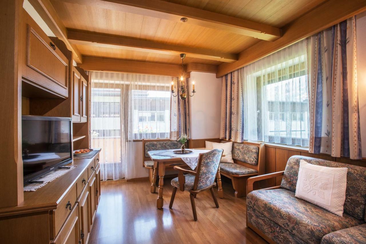 Gaestehaus Appartement Hoellwarth Stumm Luaran gambar