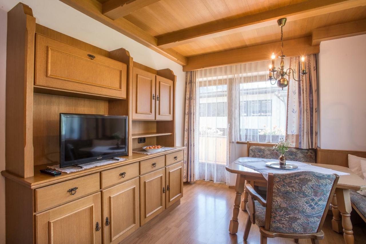 Gaestehaus Appartement Hoellwarth Stumm Luaran gambar