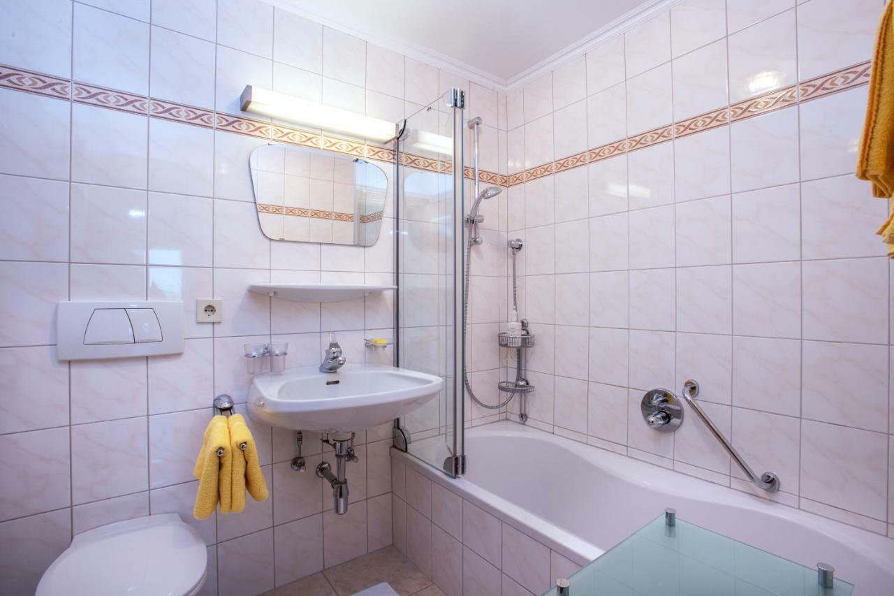 Gaestehaus Appartement Hoellwarth Stumm Luaran gambar
